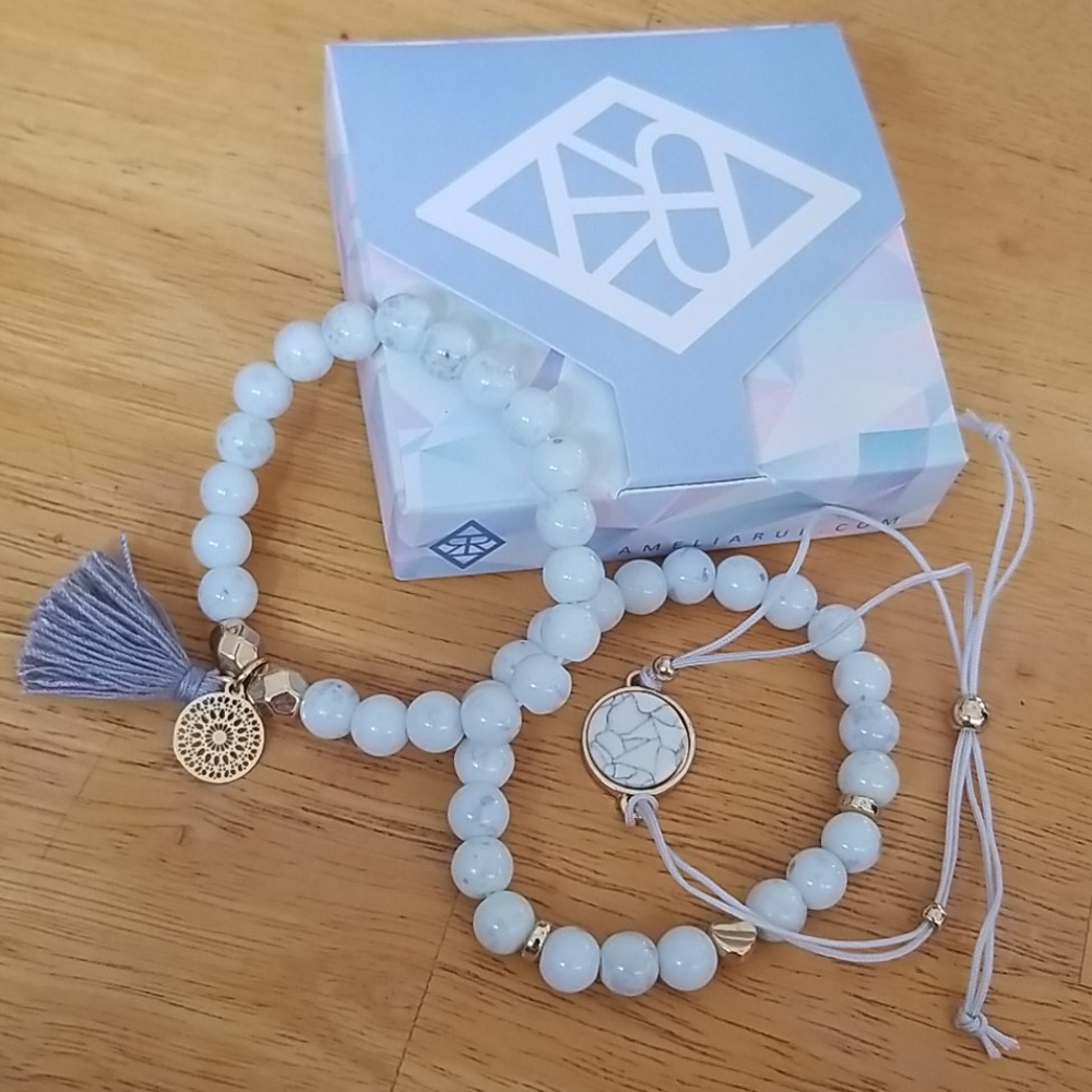 Bracelet set